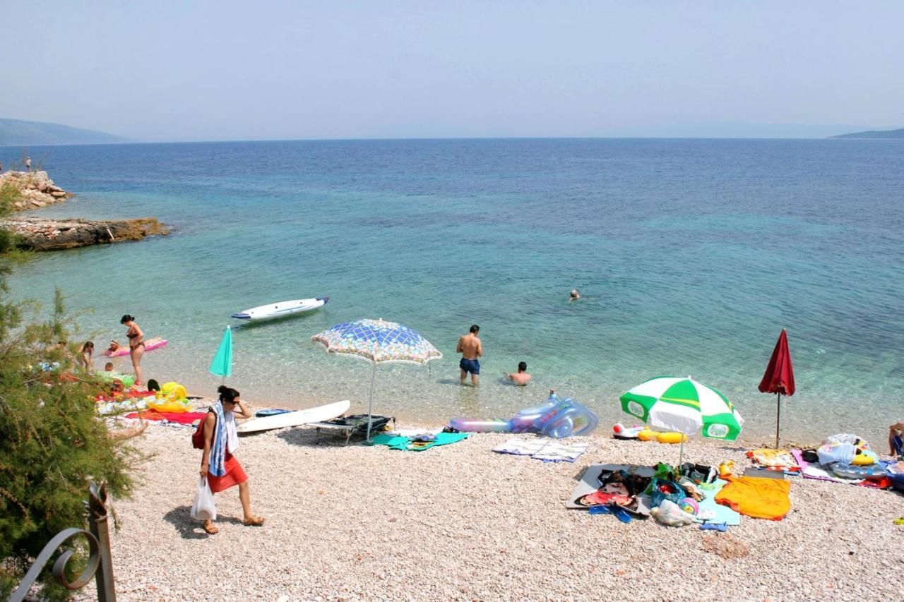 Apartments With A Parking Space Zavala, Hvar - 8912 מראה חיצוני תמונה